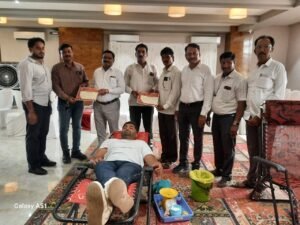 काँग्रेसचे नवनिर्वाचित जिल्हाध्यक्ष नामदेव पाटील यांच्या वाढदिवसाच्या निमित्ताने भव्य रक्तदान शिबिर