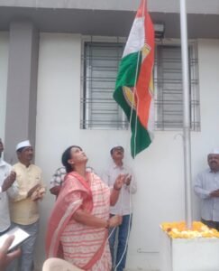 नारीशक्तीच्या हस्ते साताऱ्यात राष्ट्रवादी काँग्रेस पक्षाचा वर्धापन दिन साजरा…….