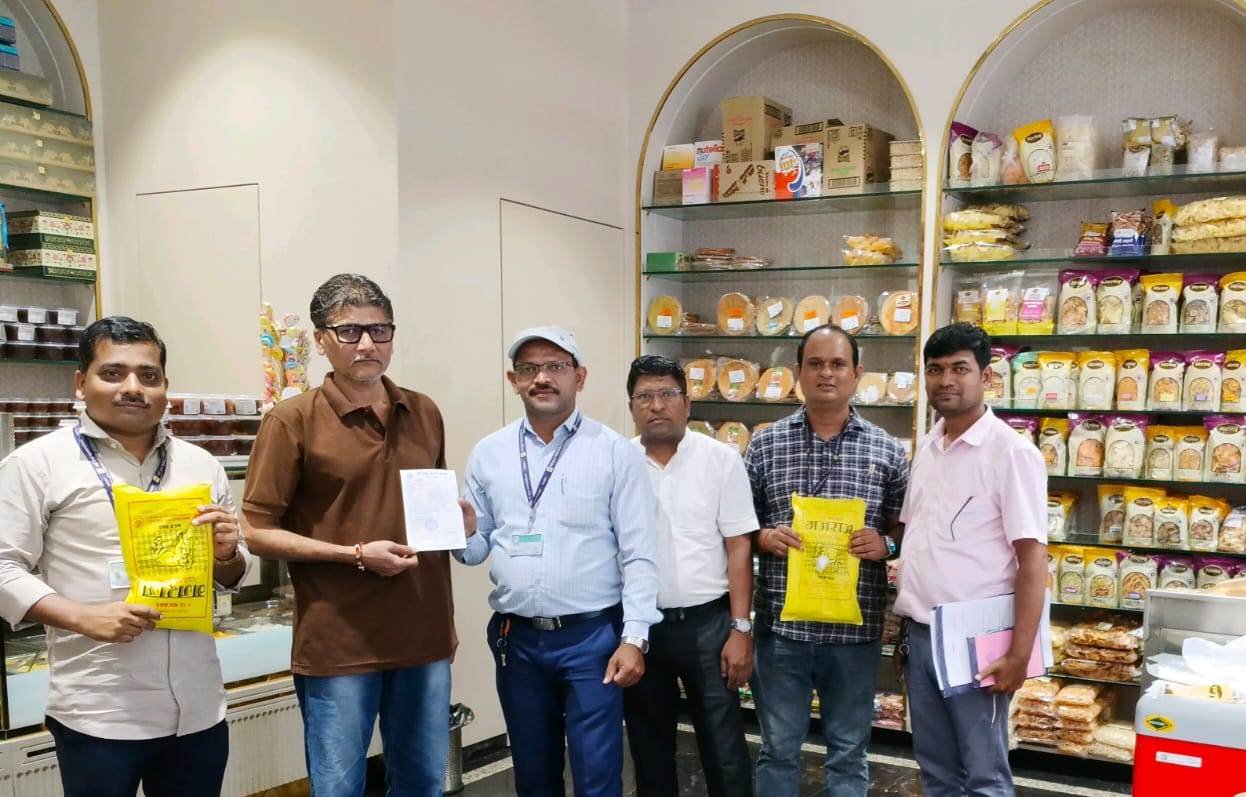 विशेष मोहीमेत 158 किलो प्रतिबंधात्मक प्लास्टिक जप्त व 1 लक्ष 55 हजार दंडात्मक रक्कम वसूली