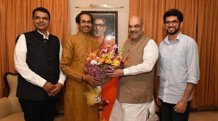 देवेंद्र फडणवीस : कसलेले वकील, नवे चाणक्य !
