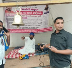 साताऱ्यात छोट्या जी. सी. बी. व डंपर आंदोलनाने वेधले सर्वांचे लक्ष…