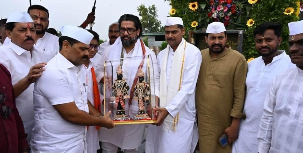 प्रति पंढरपूर करहर म्हणजे श्री शंकर व शेते ठरू पहात आहे नंदी….