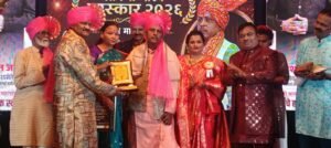 लावणी कलावंत महासंघाचा १२ वा वर्धापन दिन उत्साहात; लोककला क्षेत्रातील मान्यवरांचा गौरव, गुणवंत विद्यार्थ्यांचाही सन्मान