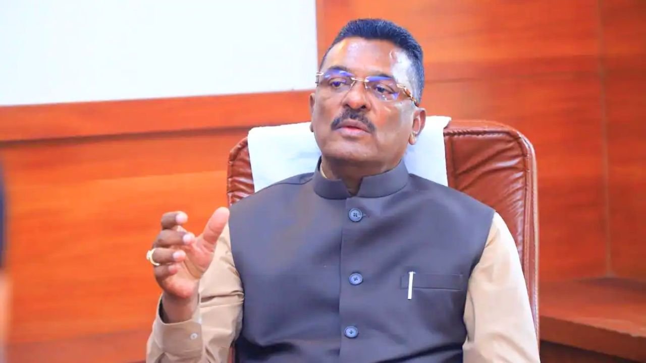 प्रवाशांच्या सुरक्षिततेशी तडजोड नाही; बेकायदेशीर प्रवासी वाहतुकीला बसणार चाप