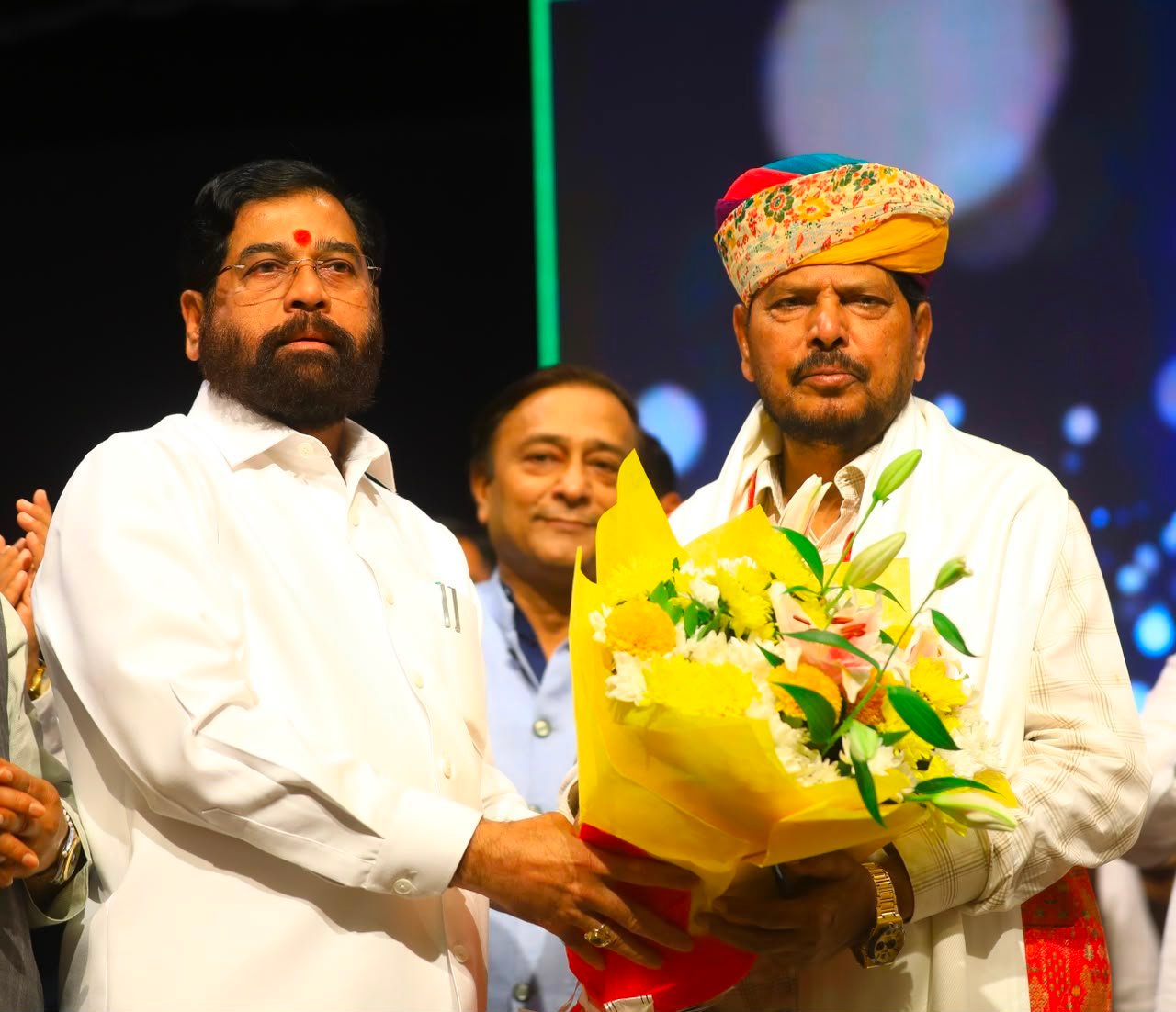 ‘नीडर लीडर’ रामदास आठवले हे सामाजिक न्यायाचे बुलंद नेतृत्व उपमुख्यमंत्री एकनाथ शिंदे