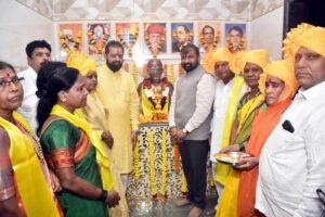 संघर्षनगरमध्ये लोकशाहीर अण्णाभाऊ साठे समाजकल्याण केंद्राचा लोकार्पण सोहळा संपन्न