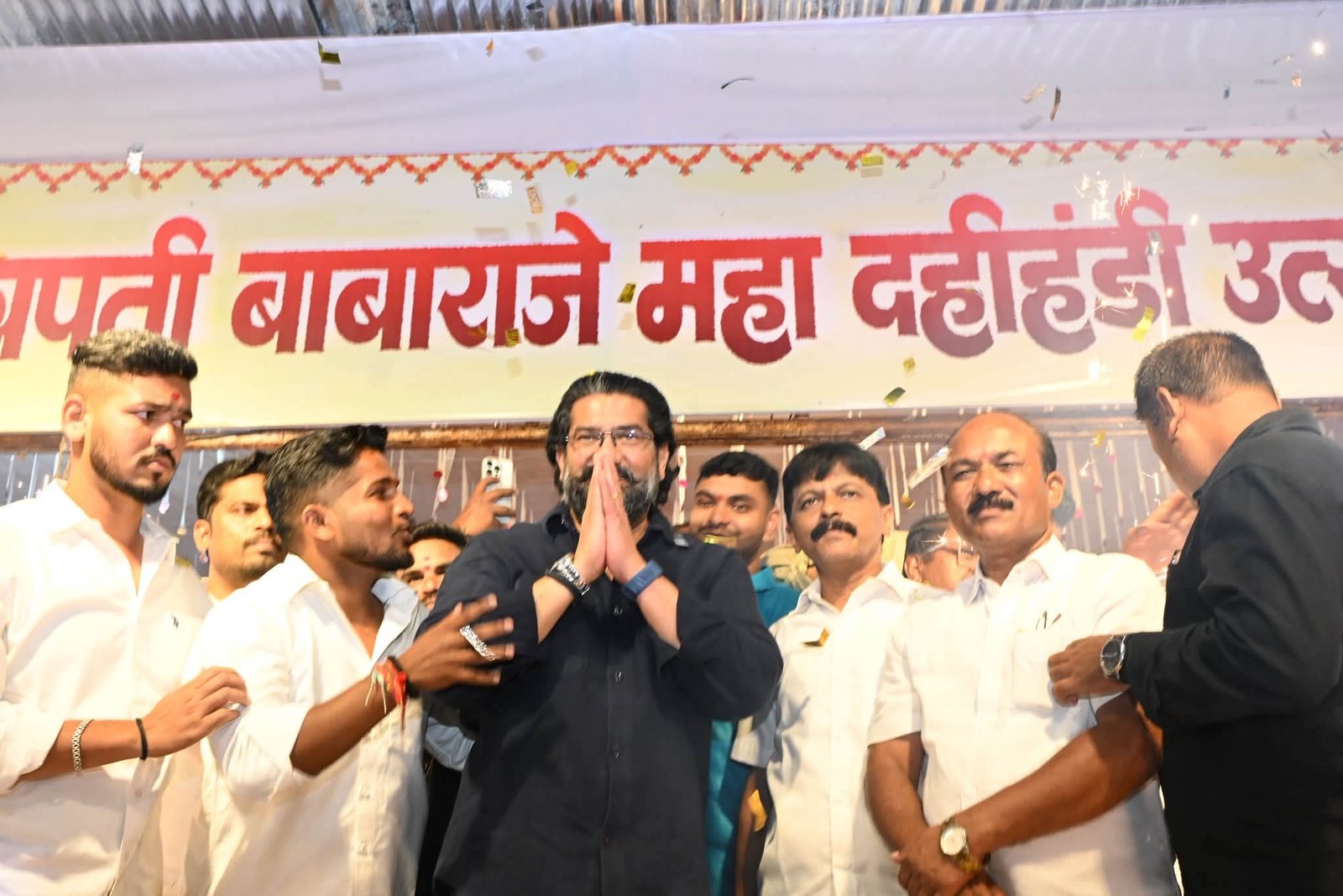 AI द्वारे बनावट फोटो तयार करून ना. शिवेंद्रसिंहराजे भोसले यांची बदनामी; जनसंपर्क अधिकारी अमरसिंह मोकाशी यांच्या फिर्यादीवरून चौघांविरुद्ध गुन्हा