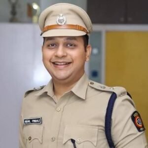 उत्सवातून समाजोपयोगी उपक्रमांना प्राधान्य द्या, किरकोळ वाद टाळा !  कराडमधील बैठकीमध्ये पोलिस अधीक्षकांकडून आवाहन