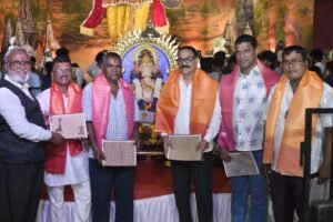 शिवसेना नेतृत्वाचा विश्वास सार्थ करण्यासाठी आनंदयात्री पर्यावरण सेनेचा जनसंपर्क दौरा