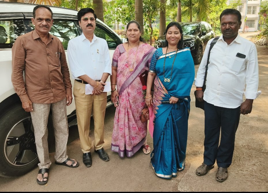 “झेप युवा करिअर महोत्सव श्री चोरगे यांच्या व्यक्तिगत मार्गदर्शनाने युवा पिढी भारावली…