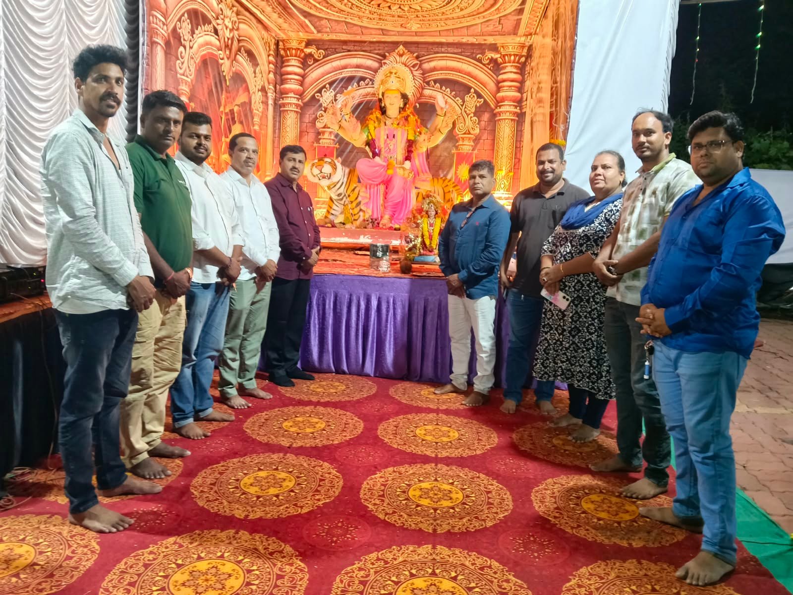 उरणमध्ये शिवसेना शहर नवरात्रोत्सव मंडळाचा नवरात्र उत्सव थाटात; चारफाटा येथे भाविकांची मांदियाळी